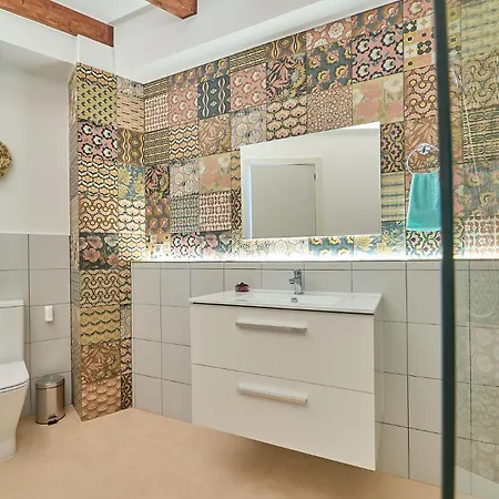 Alberic Right Apartment