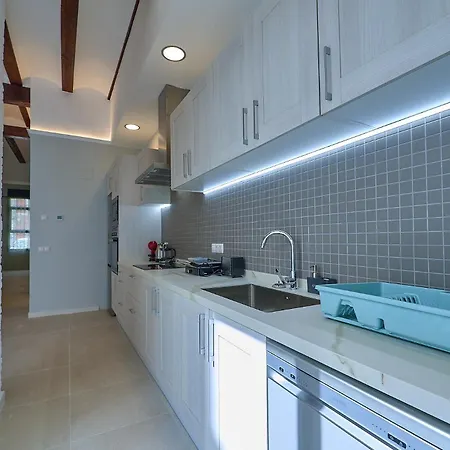 Alberic Right Valencia