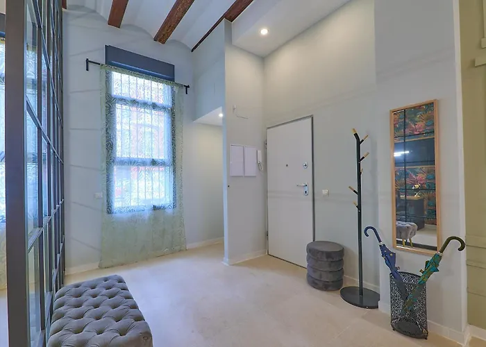 Invalencia Alberic Jungle R Big House Stylish 3 Bdr & 3 Wc With Private Terrace * فالنسيا