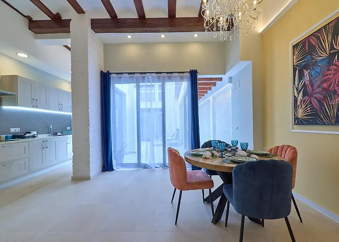 Invalencia Alberic Jungle R Big House Stylish 3 Bdr & 3 Wc With Private Terrace فالنسيا