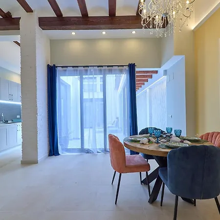 Alberic Right Valencie